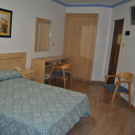 Hostal Blumen Algeciras Kültér fotó